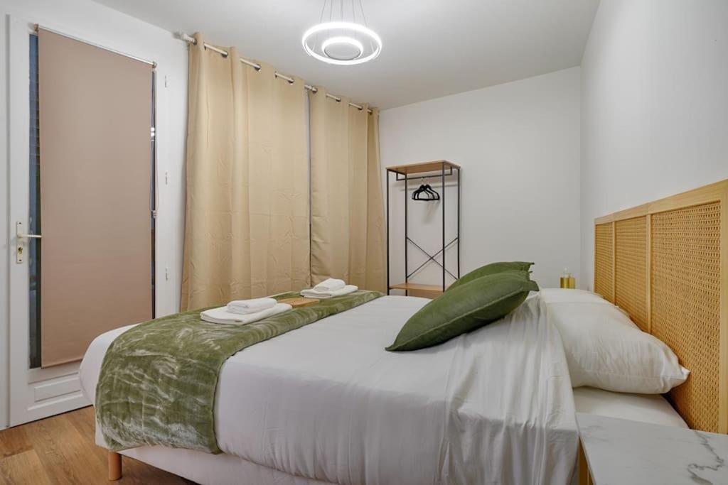 Welcome To Forest House Marly-le-Roi Buitenkant foto