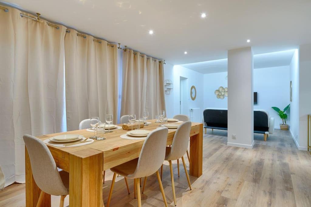 Welcome To Forest House Marly-le-Roi Buitenkant foto
