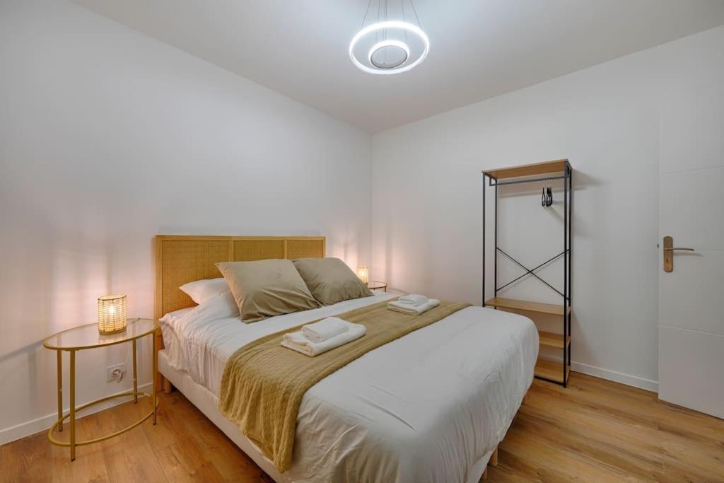 Welcome To Forest House Marly-le-Roi Buitenkant foto
